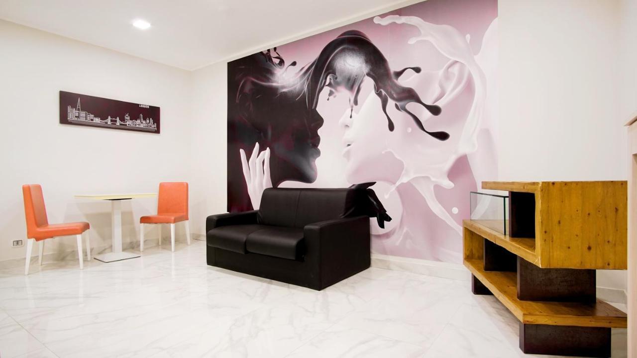 Hotel Cesare 14 Наполи Екстериор снимка